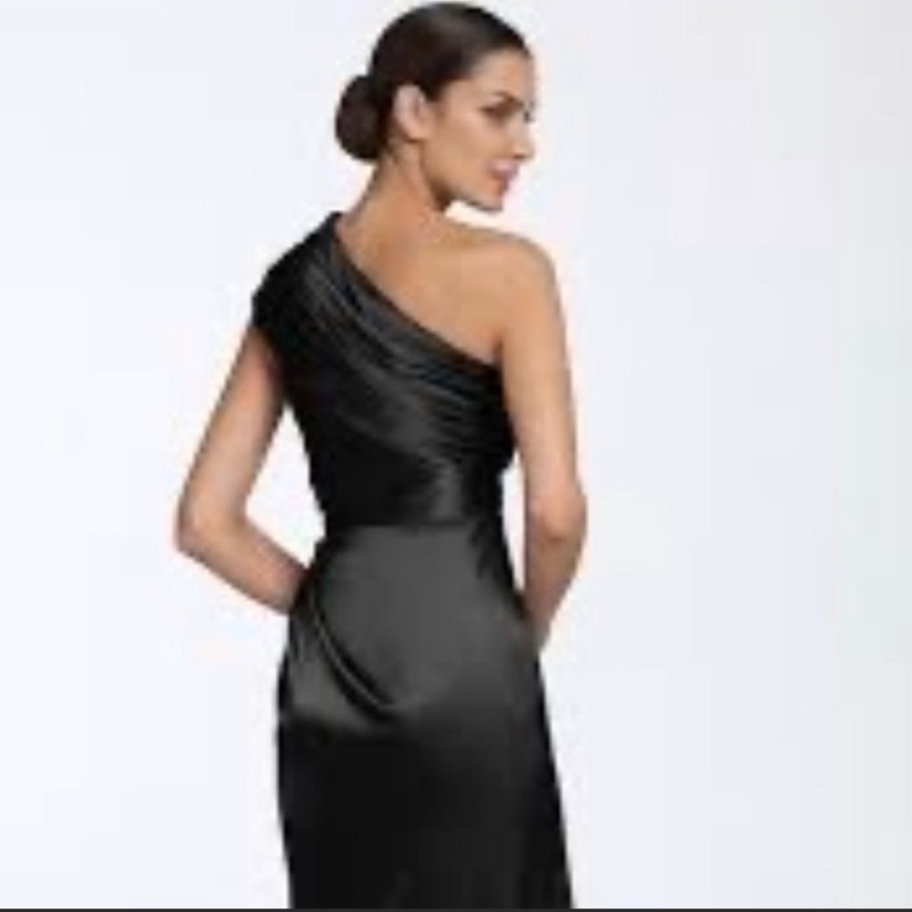 Adrianna Papell 🖤BLACK 🖤one shoulder satin long gown - Picture 3 of 13